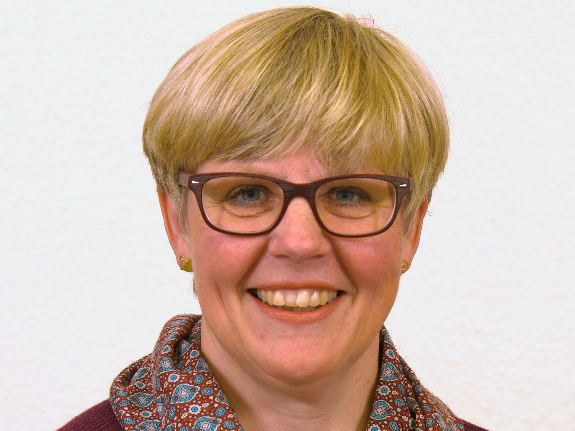Dr. Lioba Buscher
